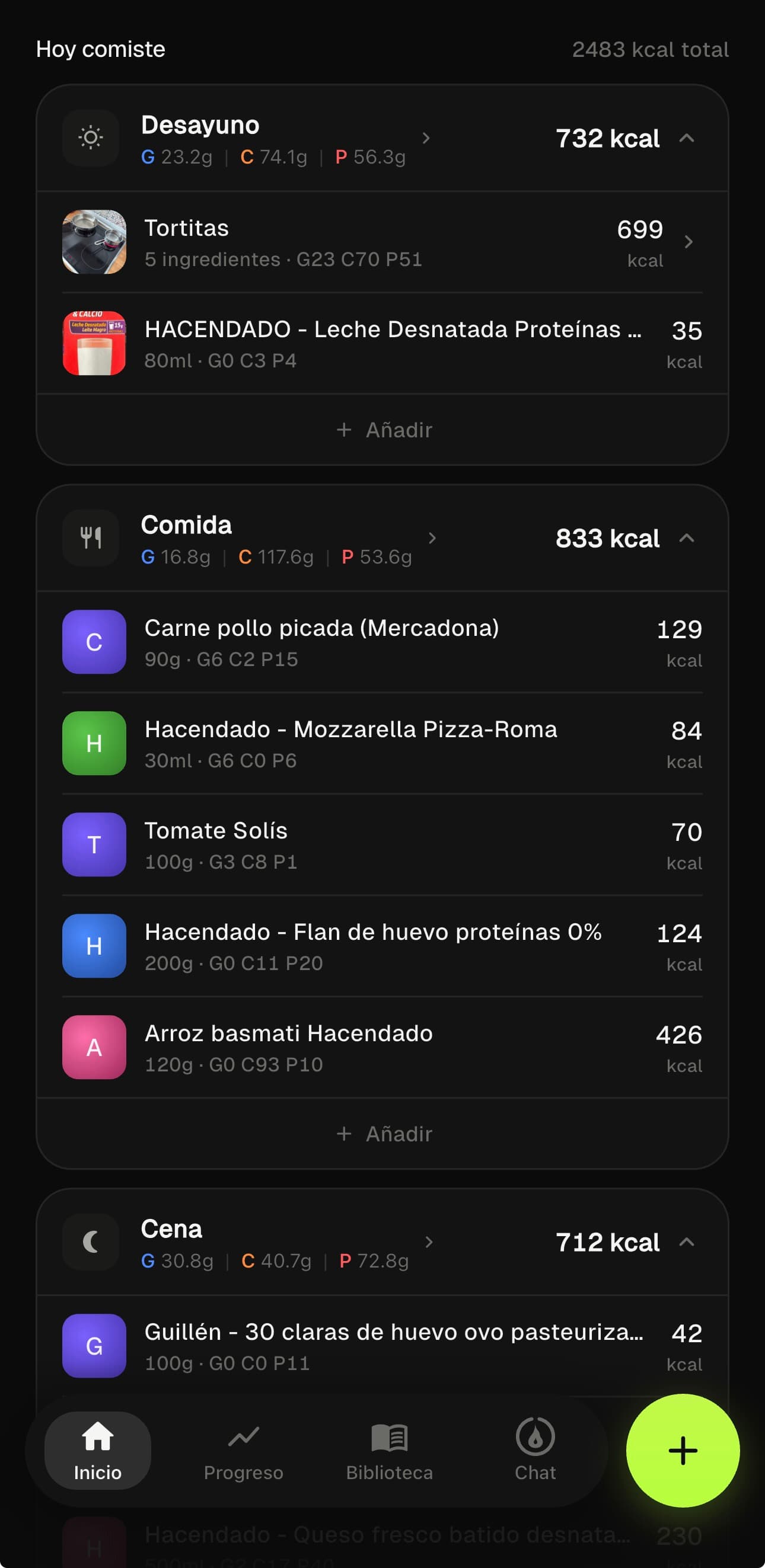 Diario de comidas de MacroDash: desayuno, comida y cena con sus calorías y macros