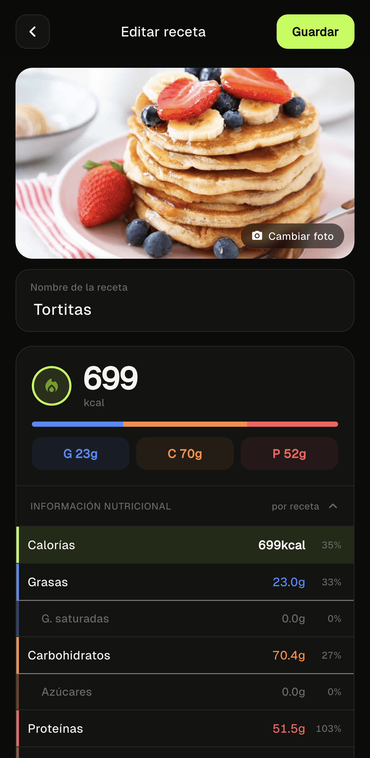Pantalla de nueva receta con las calorías y macros calculándose a partir de los ingredientes